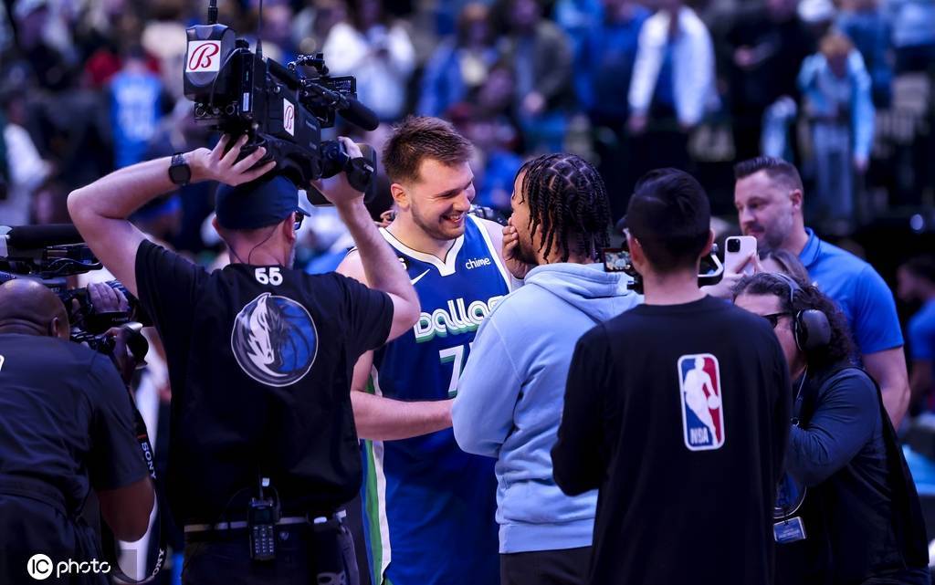 布伦森参加节目：新秀训练营的时候 东契奇曾把我打爆了